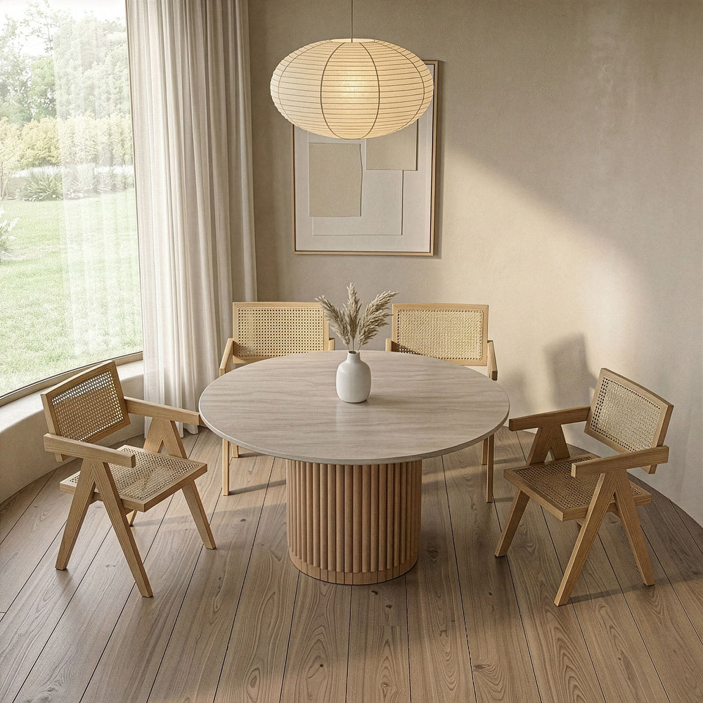 Bahama round dining table
